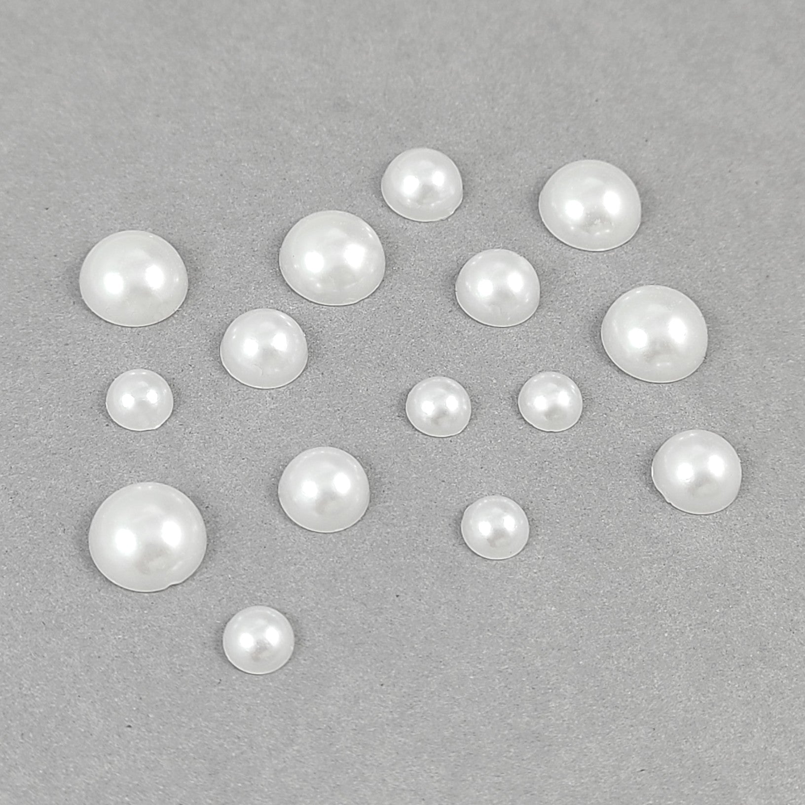 50 white pearl cabochons