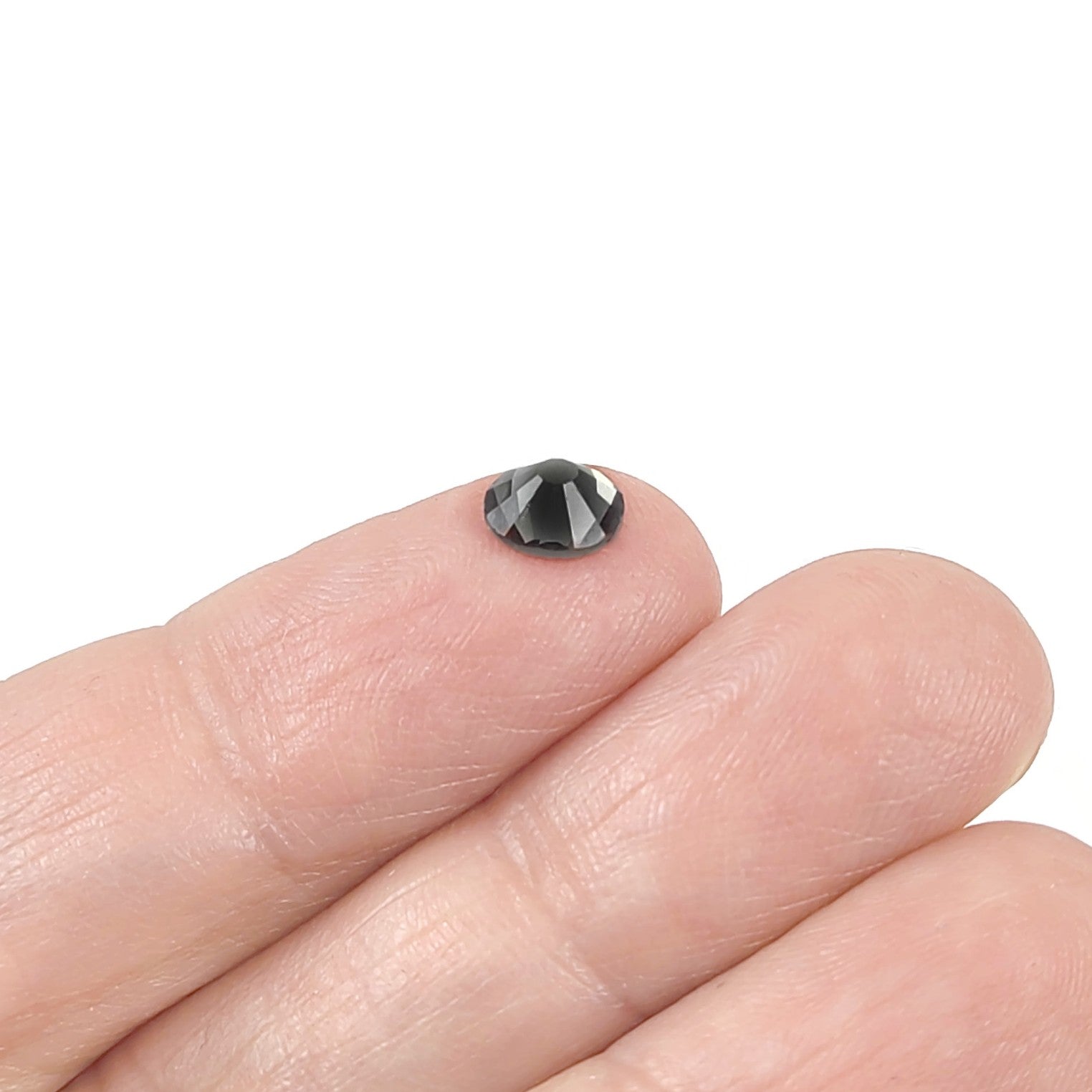 50 crystal cabochons 6mm