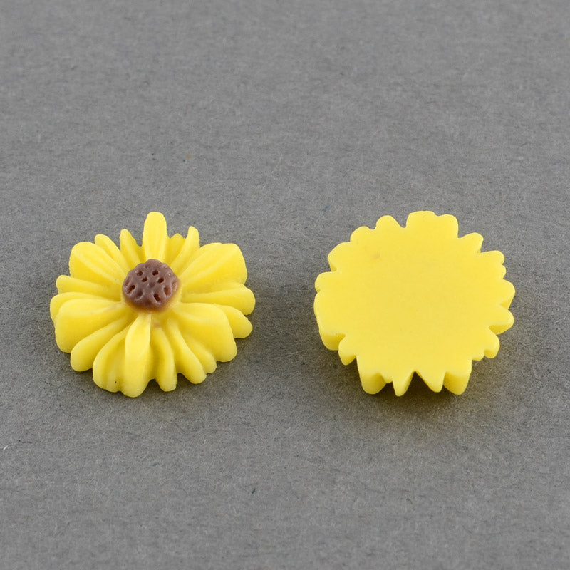 10 daisy flatback resin cabochons