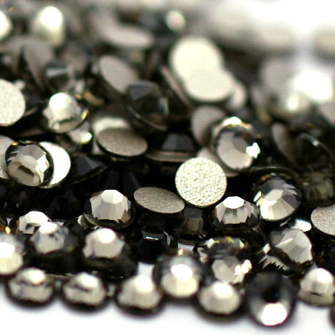50 crystal cabochons 6mm