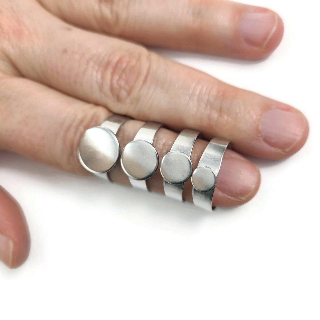 Stainless steel adjustable open glue-on rings round 6mm 8mm 10mm 12mm pad settings - Hypoallergenic jewelry findings