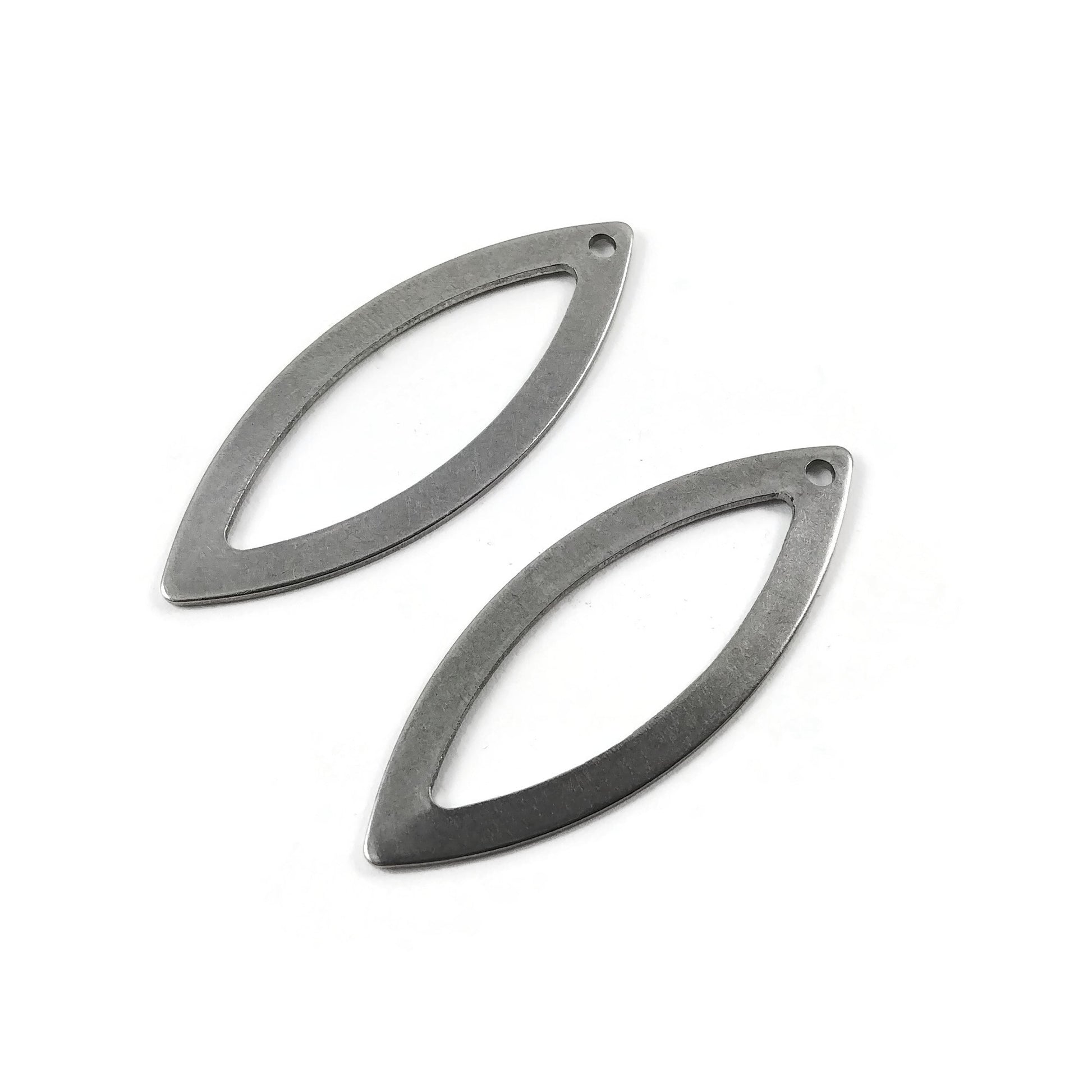 2 Horse Eye pendant stainless steel 35mm charms