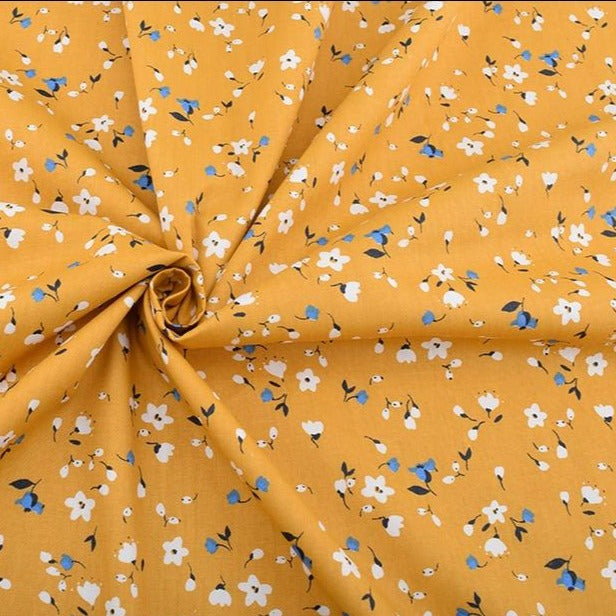 8pcs Printed Twill Cotton Fabric - Fox and Bear Patterns