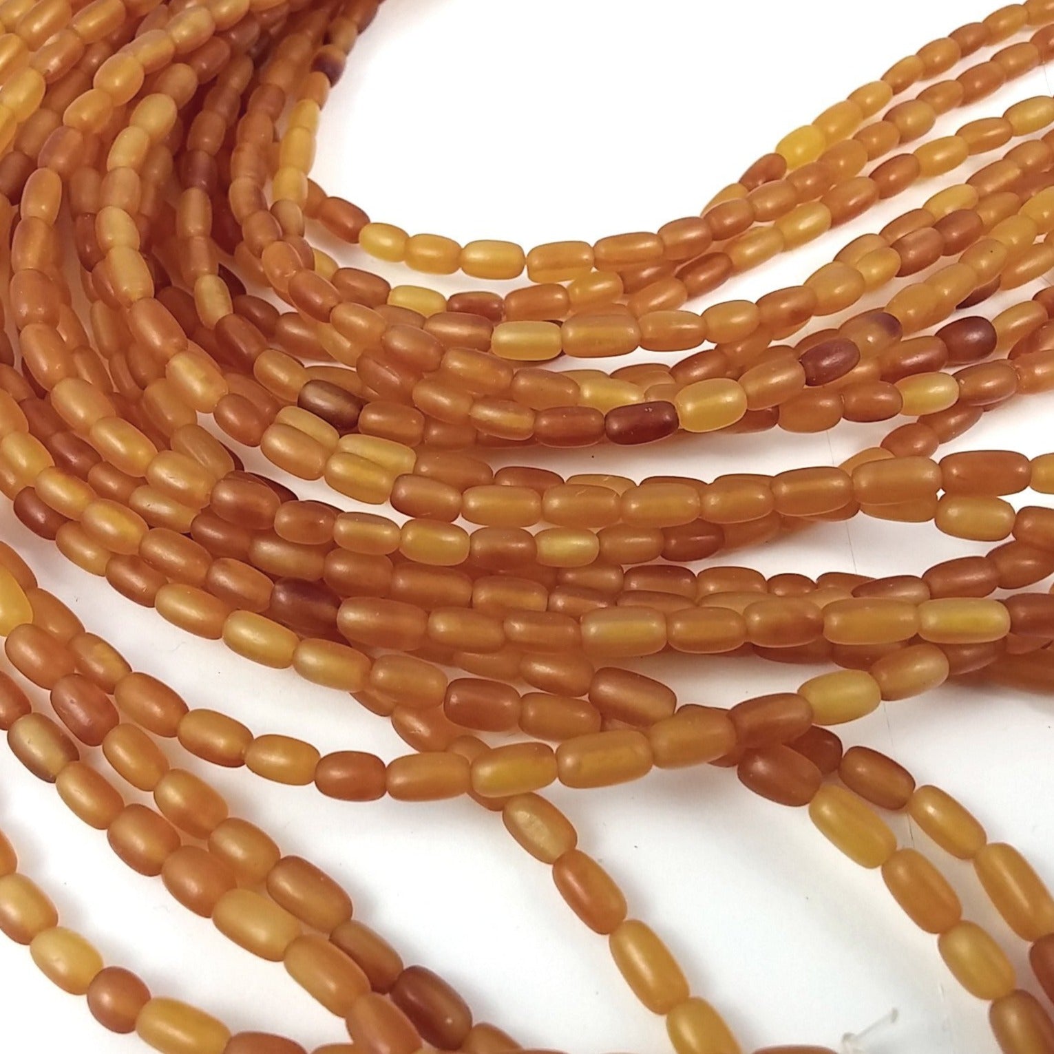 60 Natural horn rice beads 7x4mm