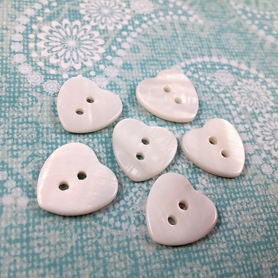 Bouton coeur en nacre véritable 12mm - ensemble de 6 boutons