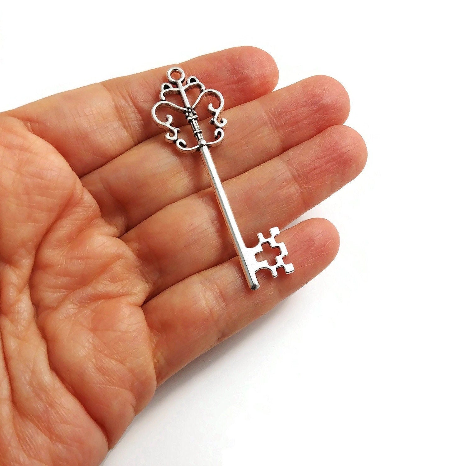 Large skeleton key charm, Hypoallergenic DIY necklace pendant, Victorian steampunk pendant, gold bronze silver plated charms