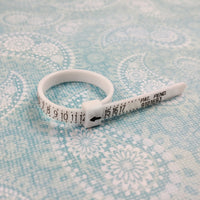 Reusable US Ring Sizer, Adjustable multisizer tool, Half and Half Sizes, Flexible Plastic Ring Sizer