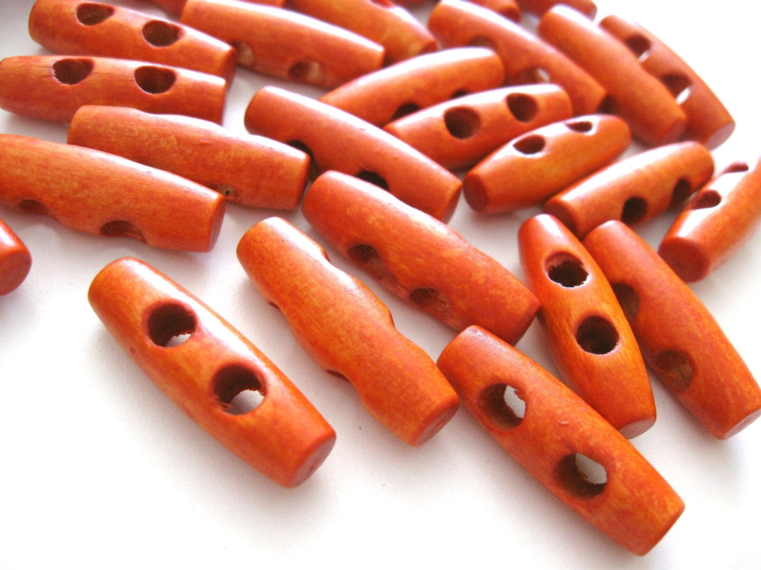 Wood toggle button 6 small orange buttons 3 x 1cm