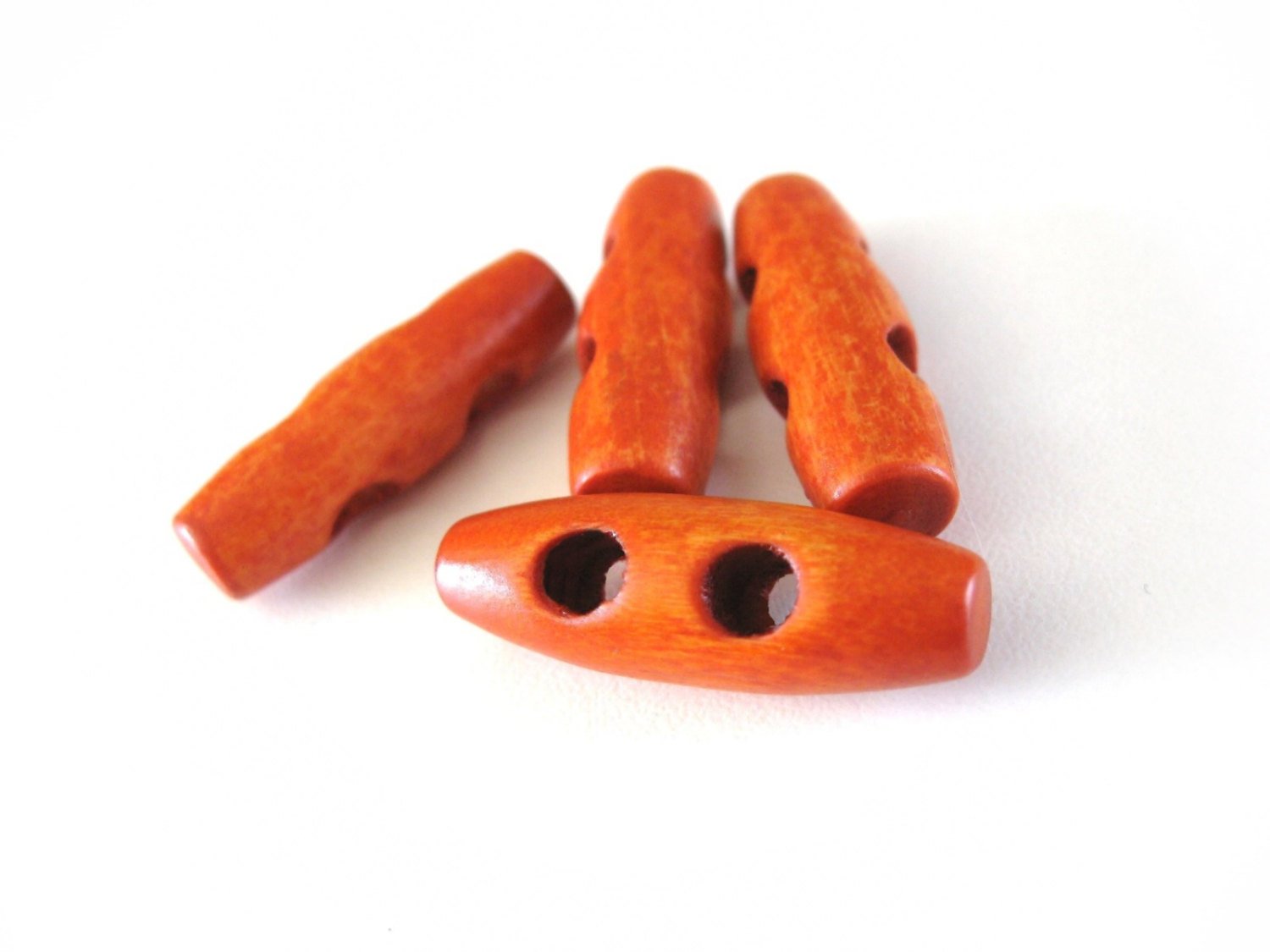 Wood toggle button 6 small orange buttons 3 x 1cm