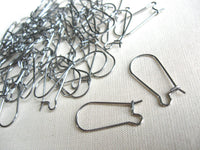 50 Surgical steel kidney earring hooks